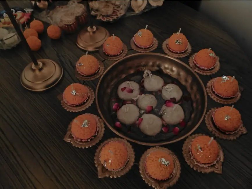 Customized urli thal with 12 laddu's and wax inside the bowl (for own customization contact uss)